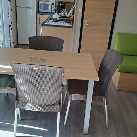 Hotel Mobilhome 6 Personnes Climatisation *